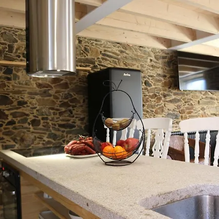 O Lar De San Fins Tatil Evi A Coruña